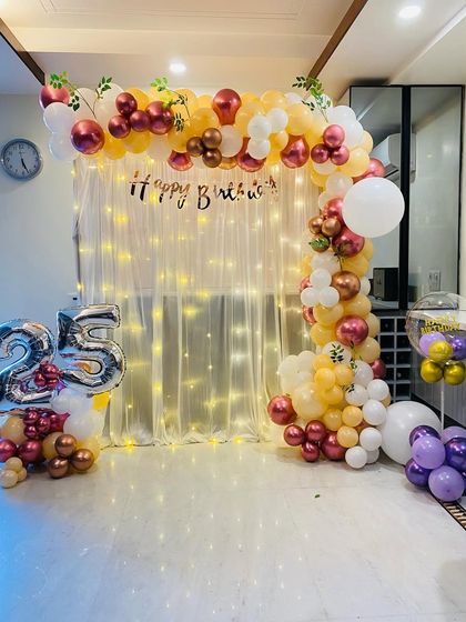 Birthday Balloon Arches & Backdrops photo 19