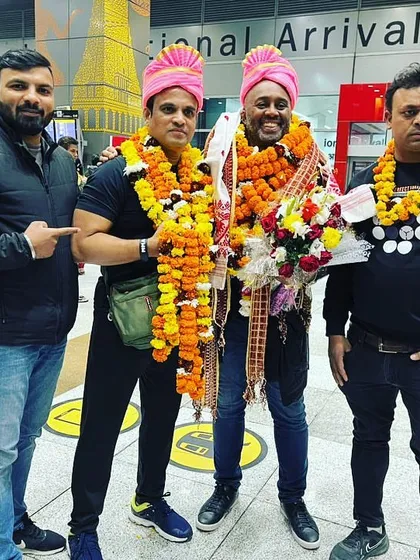 Another photo of the warm welcome at the airport. It's a proud moment for Indian MMA.
