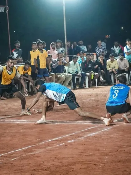 Pratik Devare setting up for a run.