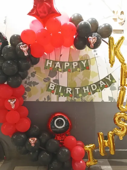 The complete Squid Game theme setup, perfect for a unique birthday party.