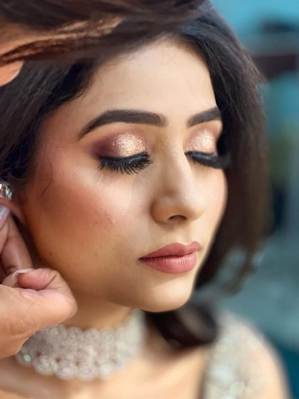 A soft and smooth eye makeup look, perfect for an engagement or a subtle bridal look.