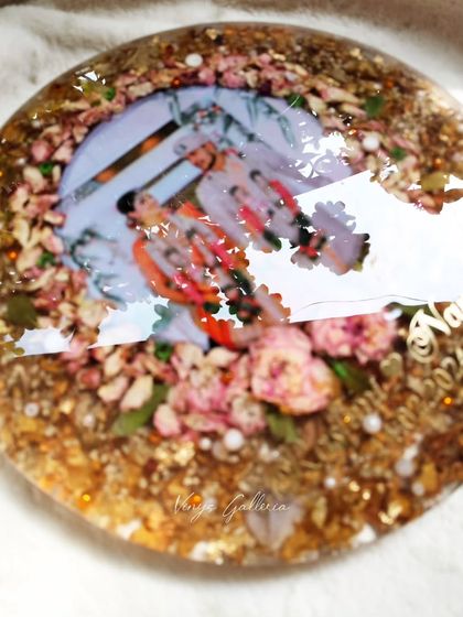 Vinys Galleria - Custom Resin Home Decor Round & Agate Style Photo Frames photo 22