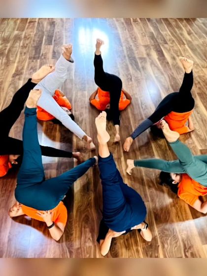 Chaitanya Wellness - Yoga Teacher Training (YTT) Our Vibrant Community photo 5