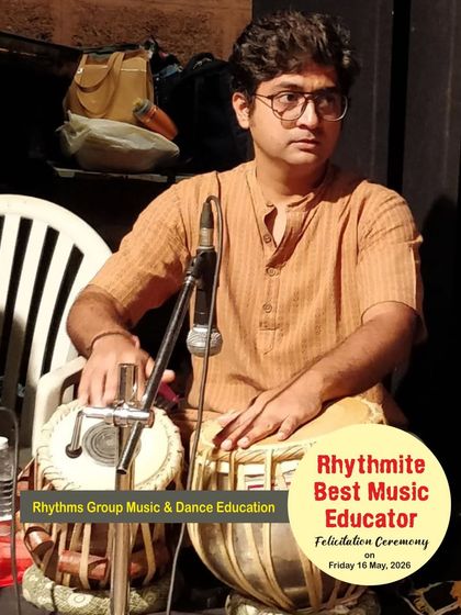 Mr. Kalpesh S Vedak, one of our esteemed tabla gurus, in a moment of concentration during a performance.