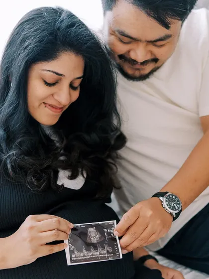 Looking at the ultrasound photo together is always a special part of the session. It’s the first introduction, a tangible connection to the little one they are so excited to meet.