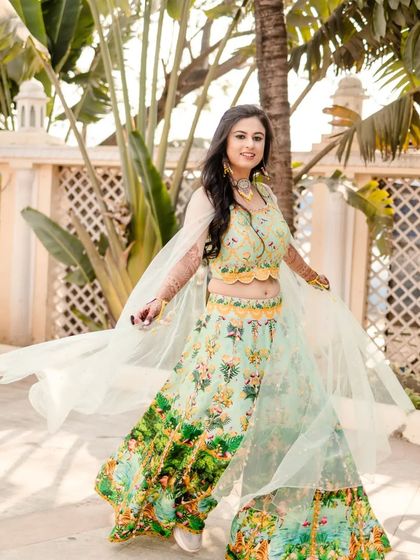 Happy Brides & Rich Stains photo 37