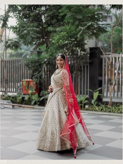 The Radiant Bride photo 25