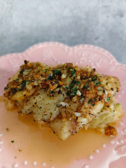 A classic done right. Our Lemon Butter Garlic Fish is pan-seared to perfection and served over a bed of creamy sweet potato mash for a flavor that melts and lingers.