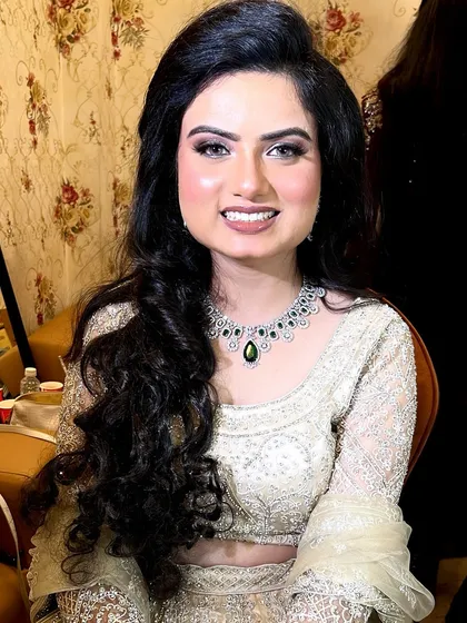 A beautiful smile from my engagement bride Tanishka. Her makeup is soft and glowing, letting her natural happiness shine through.