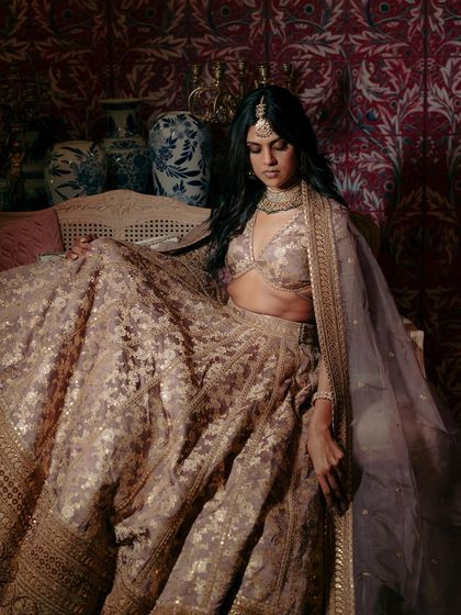 Modern Elegance: White & Western Attire photo 12