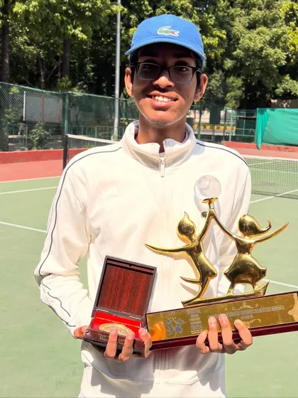 The success continues on the world stage. We are incredibly proud to see Lakshmi Jadala honored with the 2025 Global Child Prodigy Award. This photo captures the joy of a young athlete whose hard work is being recognized internationally.