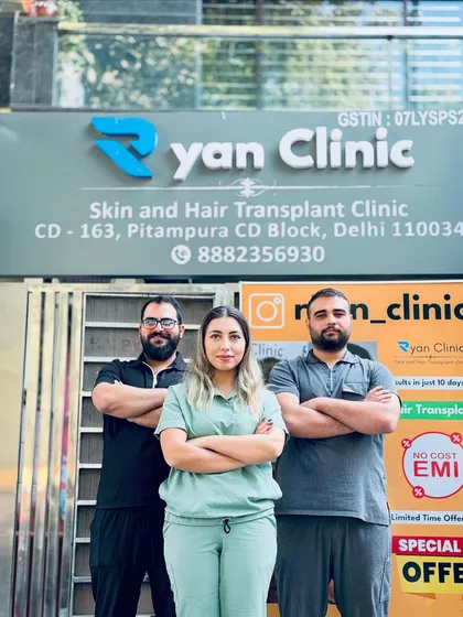 Our team of Turkish specialists right outside our Pitampura clinic. We are proud to bring international talent and expertise to your doorstep, offering premium services like Sapphire FUE and DHI.