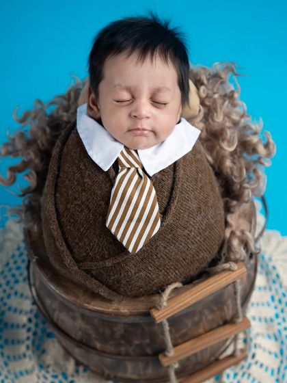 Newborn Dreams: Posed & Swaddled photo 22