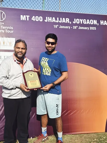 A great start to the year, winning both the Singles and Doubles titles at the MT400 ITF Masters. We are always pushing our own limits, just as we push our students.
