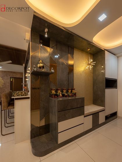 Decorpot - Custom Built-in Furniture Welcoming Foyers & Entryways photo 27