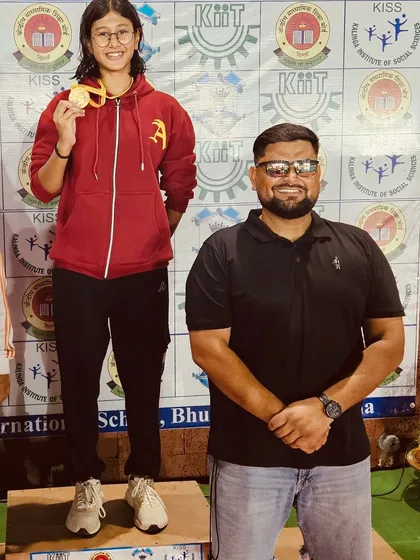 Prapti Ghose after clocking her personal best time of 28.81 in the 50m freestyle, breaking the 29-second barrier for the first time. This junior swimmer outpaced the entire senior field by a full second.