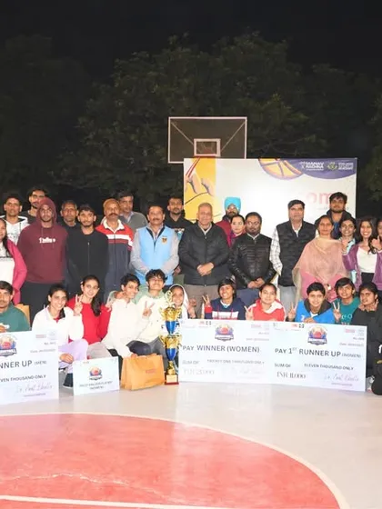 All the winners and runners-up together. Our basketball championships conclude with a grand ceremony, celebrating all the athletes who made the event a success.