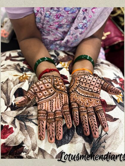 Lotus Mehendi Arts - Event Mehendi Services Elegant Designs for Guests photo 42