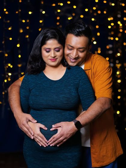 Studio Maternity Portraits photo 18