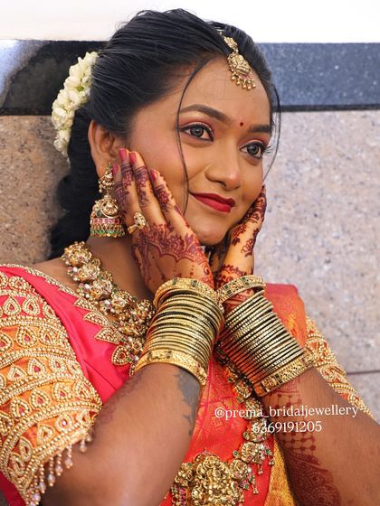 Prema - Bridal Jewellery Rental Happy Brides: Traditional Temple Jewellery photo 4