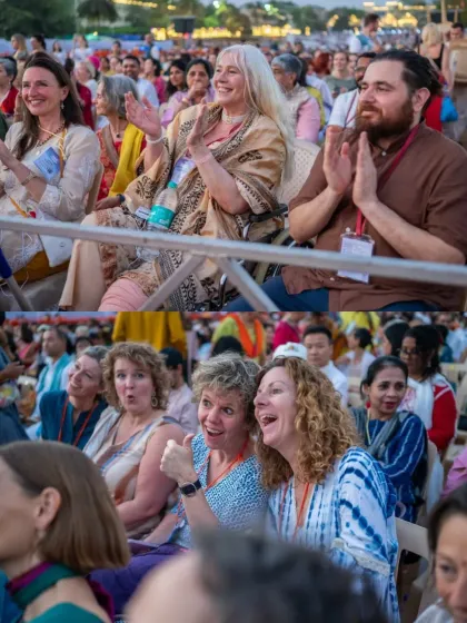 Art of Living - Spiritual Retreats & Campus Experience Grand Festivals & Celebrations photo 3