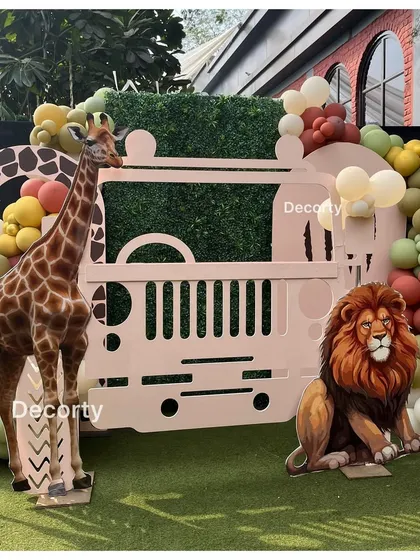 The safari jeep photo booth, a huge hit with kids and adults alike.