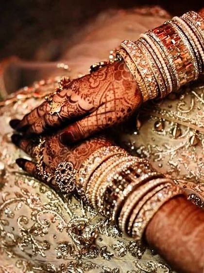 Hajira Mehendi Artist - Mehndi Artist Services The Signature Stain: Rich, Dark, and Organic photo 22