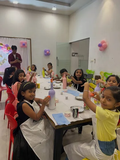 A glimpse into one of our kids' birthday parties. We were hosting a bottle decoupage session, and the children had a wonderful time creating their own unique party favors. It’s a fun, engaging, and mess-free way to celebrate.