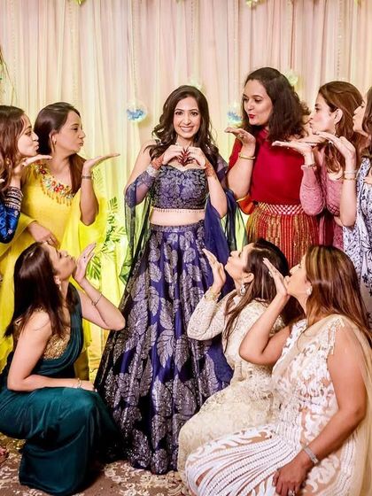 Friends & Family: The Heartbeat of the Wedding photo 21