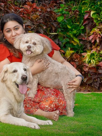 Another take on this beautiful family, showing the comfortable bond they all share.