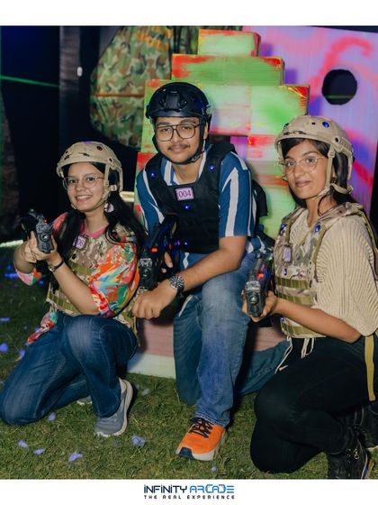 Laser Tag: The Ultimate Showdown photo 6