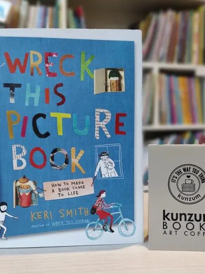 From the creator of 'Wreck This Journal', this picture book invites kids to interact with the pages and discover that reading can engage all five senses.