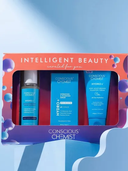 We shot this gift set to look like a work of art. The packaging is framed by geometric props and a background that echoes the brand's colors, making it feel like a premium, must have item.
