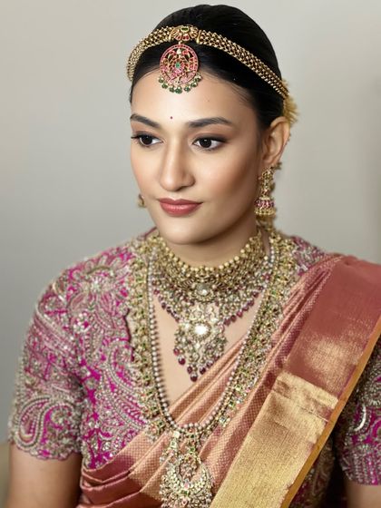 Shwetha Mahadev - Makeup Artistry Training The Art of South Indian Bridal Makeup photo 30
