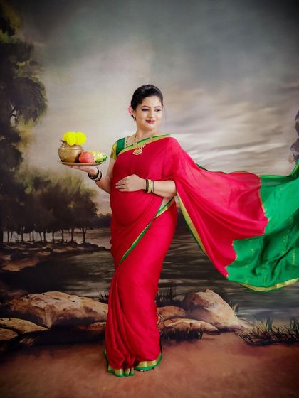 Solo Radiance: Portraits of the Mother-to-Be photo 97