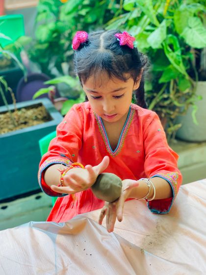 Festive Fun: Holiday & Themed Workshops photo 10