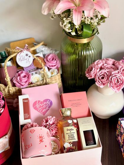 Another view of our luxury Mother's Day hamper, showing the beautiful arrangement of high-end products.