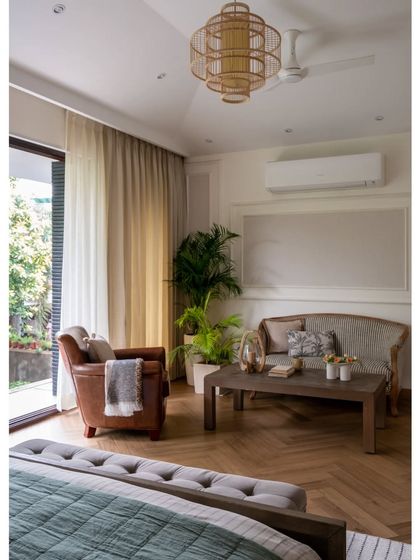 Native Sutra - Interior Design & Renovation Bedrooms: Personal Retreats photo 23