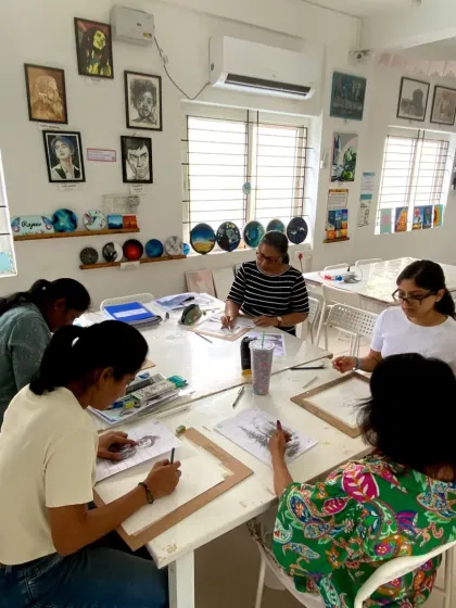 A shot of our sketching short-term course in session. Students learn and practice together, creating a vibrant artistic community.