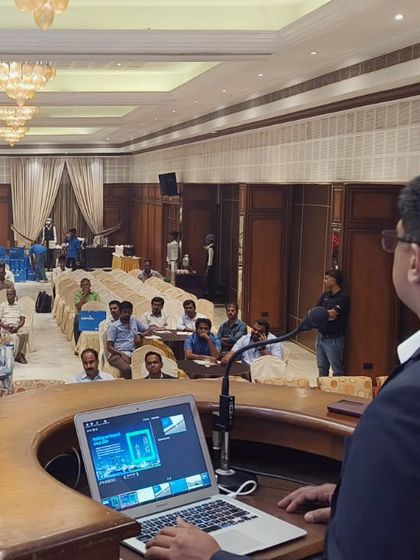 Presenting my solutions for digitalization and efficiency to the electrical community in Salem.