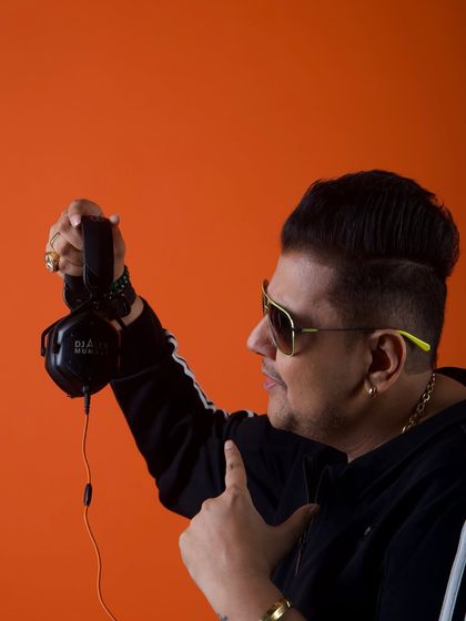 The Artist Behind the Decks photo 5