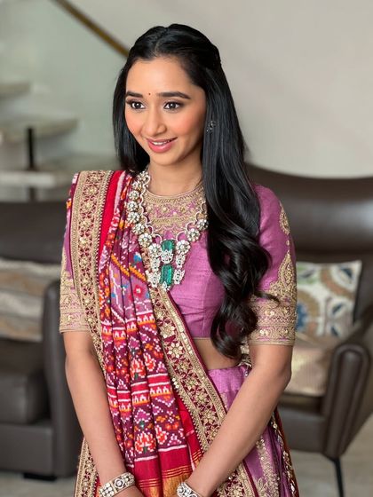 Signature Soft & Radiant Glow photo 15