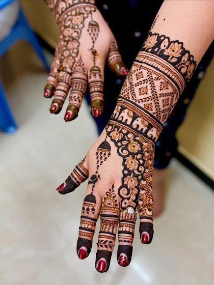 Mitali - Mehendi for Special Occasions Designs for the Wedding Party photo 9