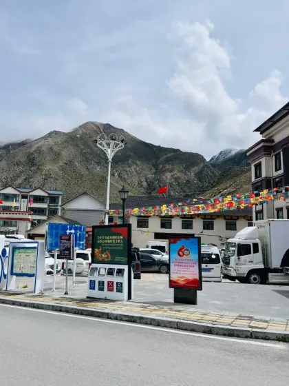 A view of the town of Nyalam, nestled amongst the mountains. Even in these transit towns, the powerful presence of the Himalayas is ever-present.