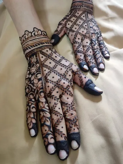 Another angle, showing how the design beautifully adorns the hands.