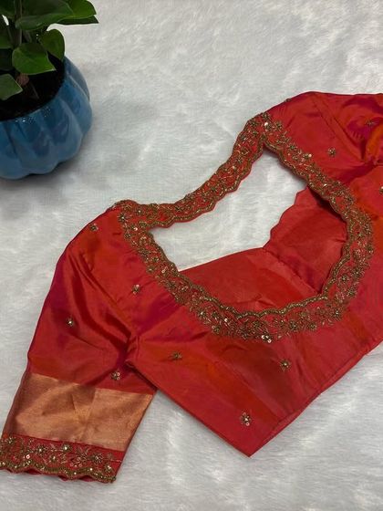 The Glamhouse - Ethnic Wear & Jewellery Rentals Modern & Chic Blouse Designs photo 22