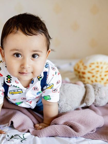 Cuddles & Giggles Photography - Newborn & Baby Photography Cozy & Candid: In Your Own Home photo 15