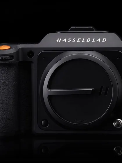 A milestone unlocked. It was a dream to finally add the Hasselblad X2D to my studio, and an even greater pleasure to shoot it. This is a simple, powerful shot that celebrates the camera's iconic, minimalist design.