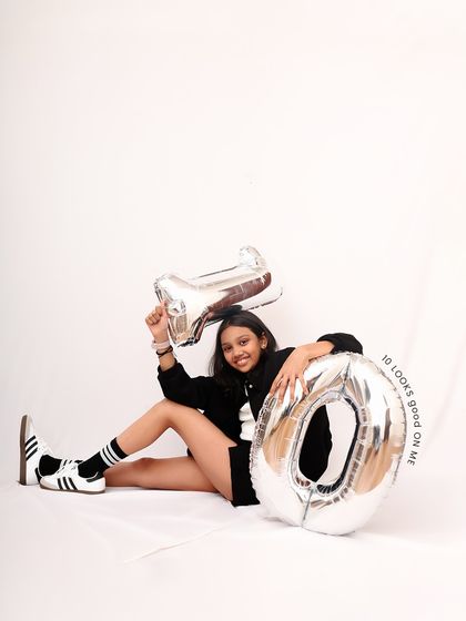 A fun and relaxed pose from a 10th birthday photoshoot. I work with kids of all ages to make them feel comfortable and let their personalities shine.