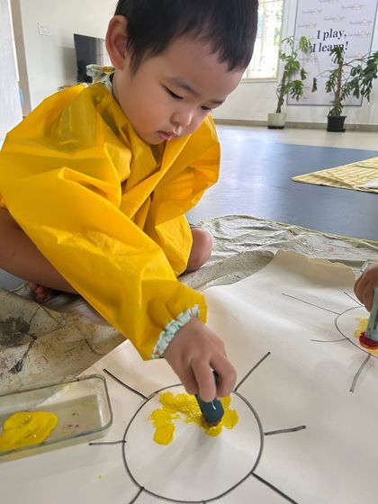 Knowledge Origin - Preschool & Kindergarten Programs Creative Expression & Messy Art photo 9